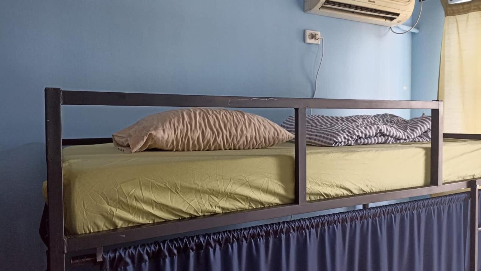 Newborn Center Hostel All Day Free Coffee พริสตีนา ภายนอก รูปภาพ